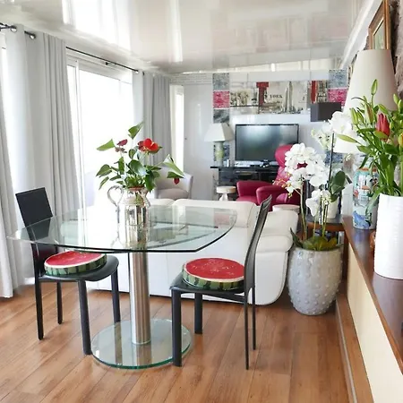 Maison De Charme A Louer De Reve Face A La فيلة